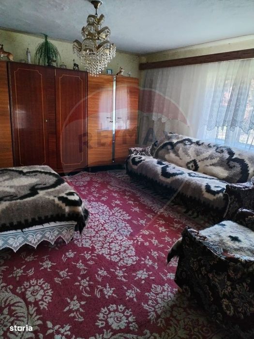 Casa traditionala si teren in s.f de 712 mp, Com. Șieu, langa biserica