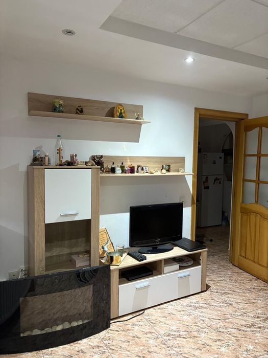 Inchiriez apartament cu doua camere