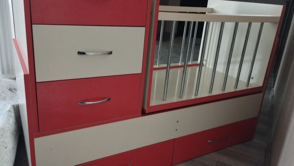 Детский кровать...