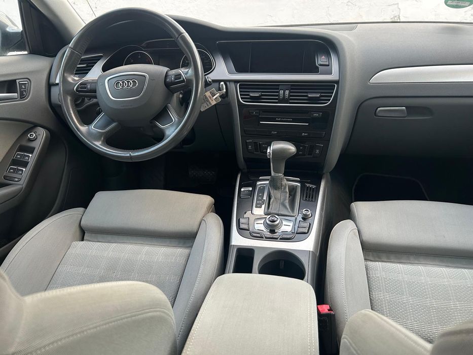 Audi A4 2.0TDi 2013 Facelift.Automat  Distronic,Scaune Sport  Navigatie, Jante BBS