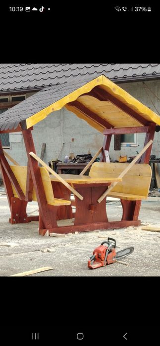 Vând foișor și leagăn