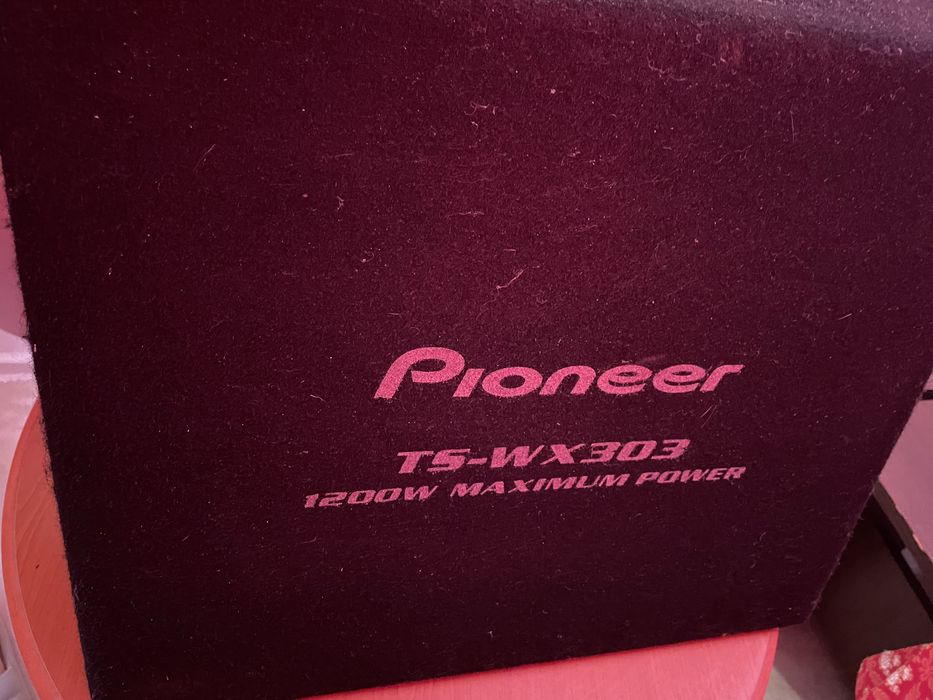 Subwoofer Pioneer TS-WX303 (“12”’) bass-reflex 30cm with built in Pioneer box - 1200W max