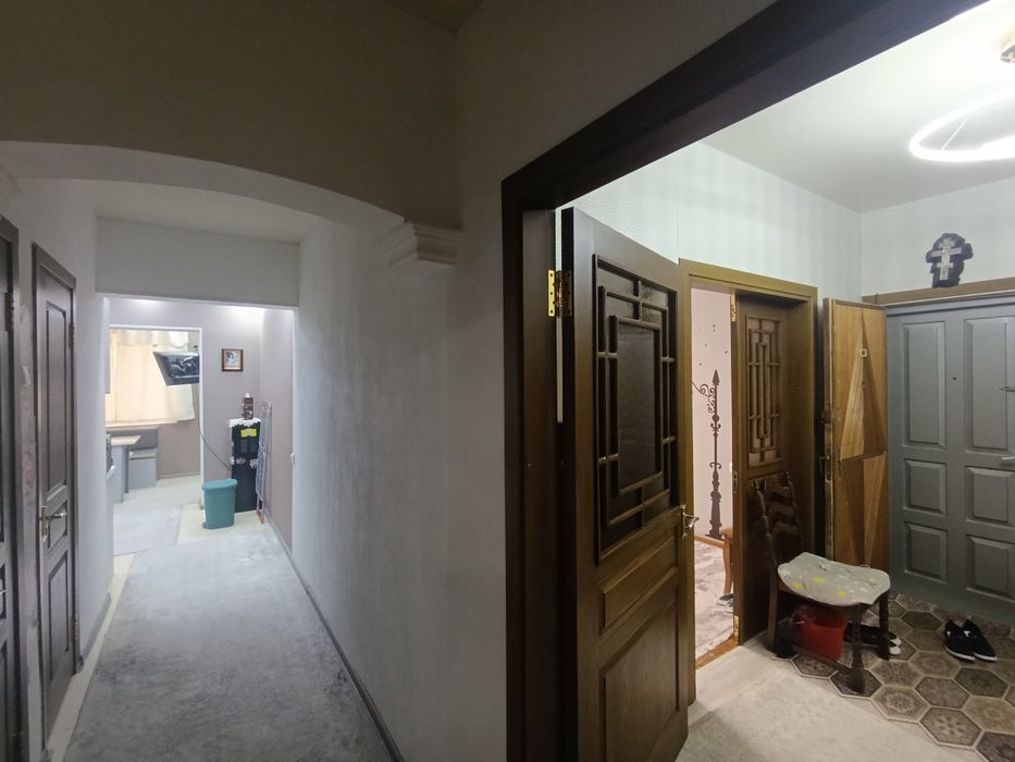 Юнусабад 9, 3/2/5. Балкон 2*6 .