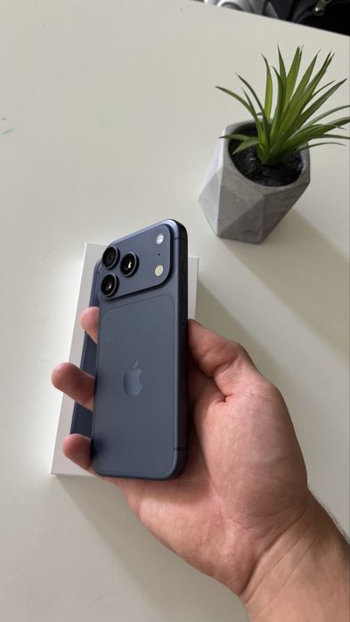 Iphone 17 Pro 256gb deep blue