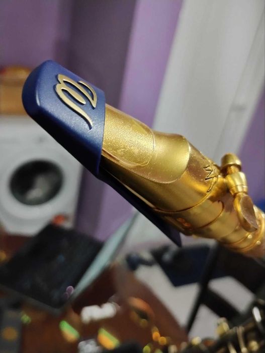 Алт саксофон чисто нов