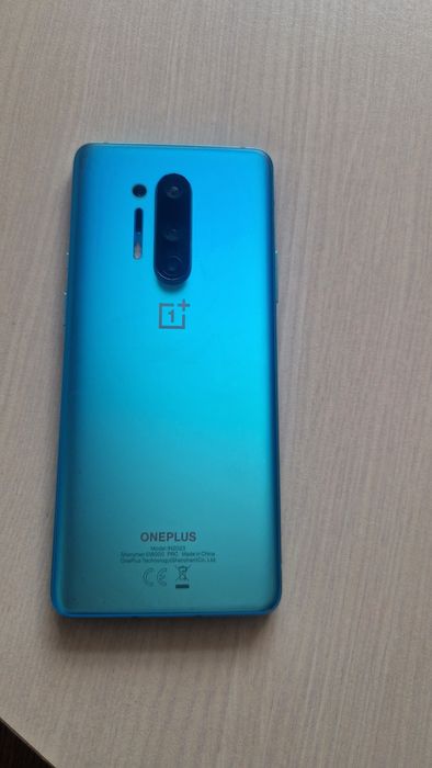 One pus 8 Pro , 256 Gb