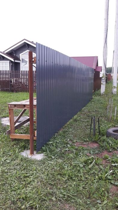 Garduri și porți metalice