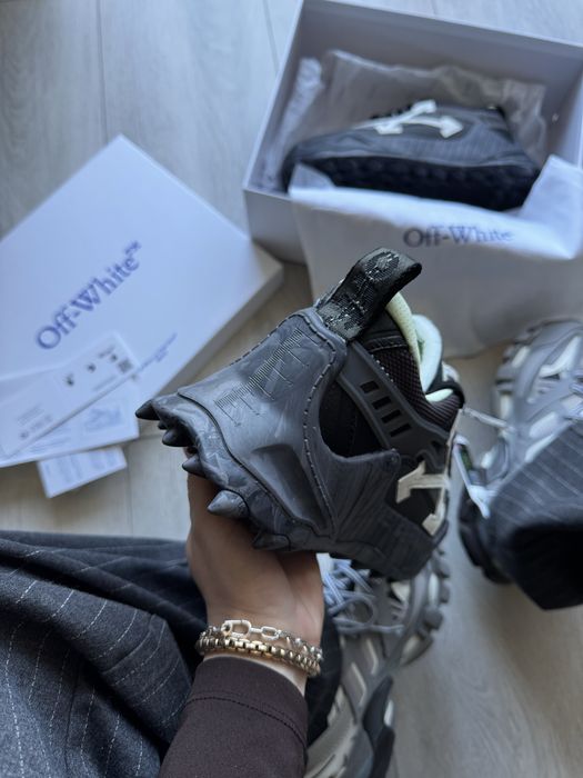 Off-White Odsy-1000 40-46 livr 1 zi