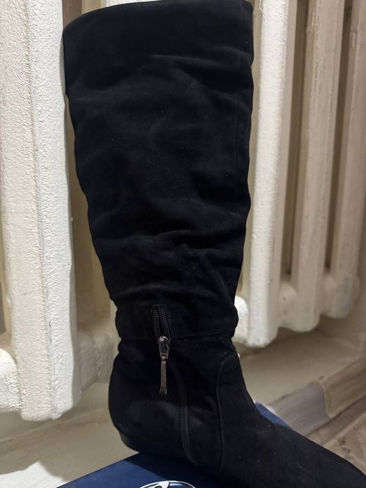 Продам осенние сапоги