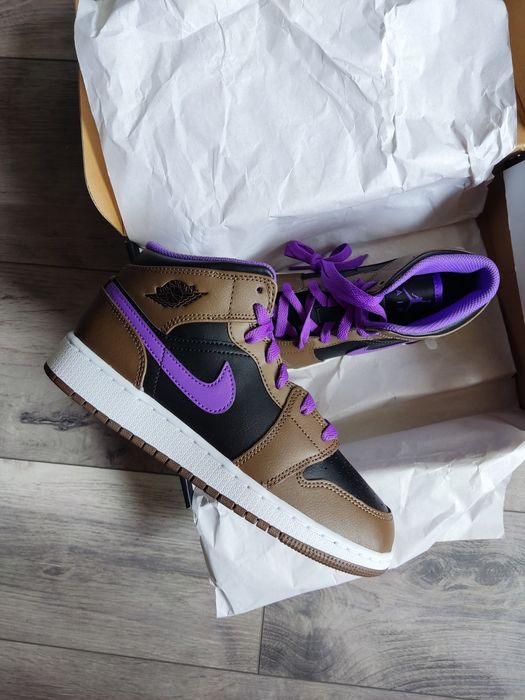 Air Jordan 1 Mid Purple Mocha
