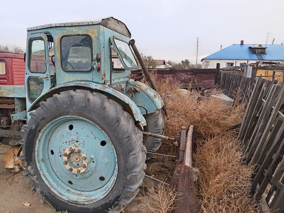 Продам трактор Т-40