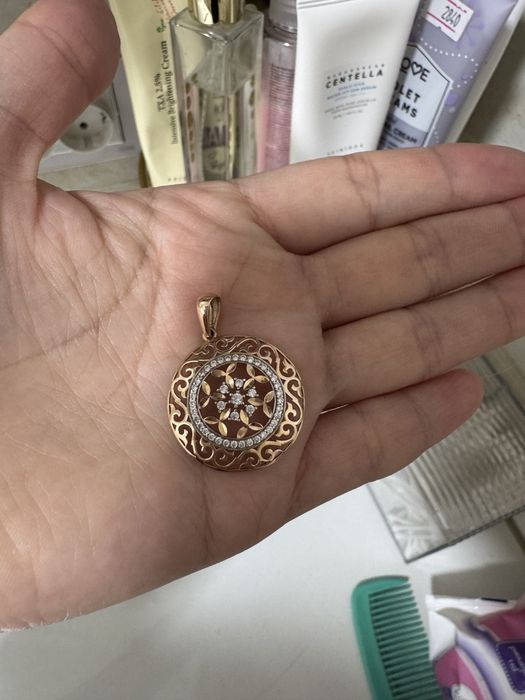 Продам золото…..