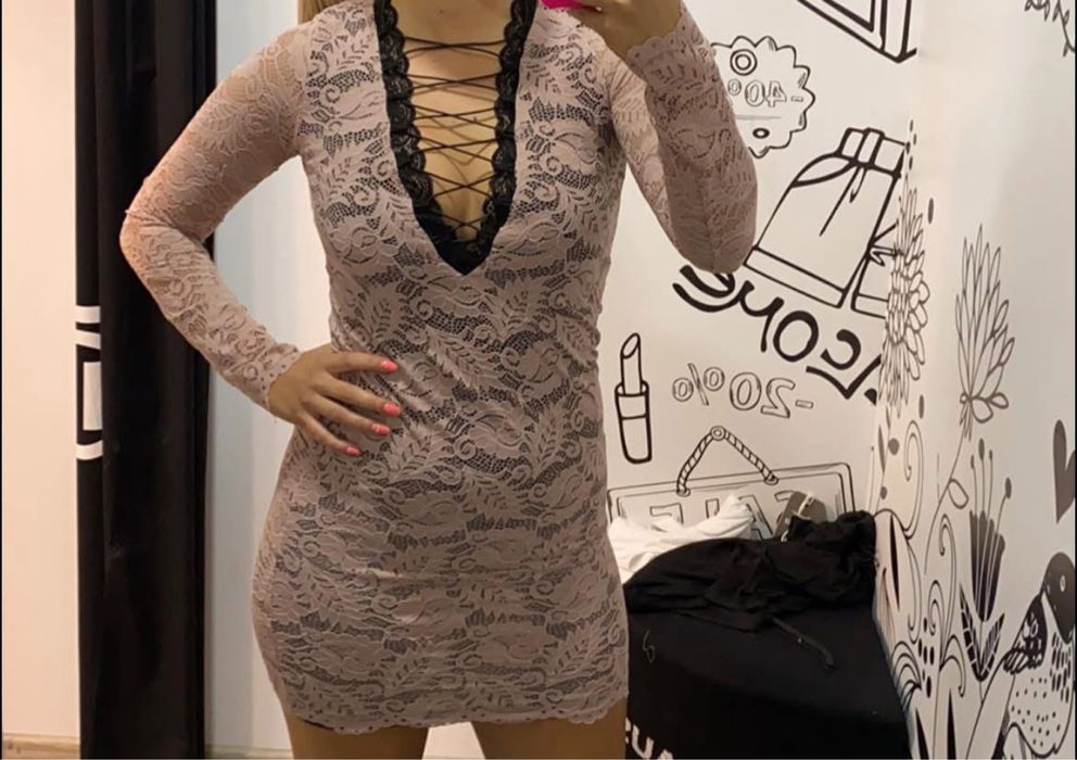 Рокля Pause нова