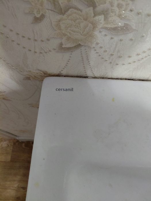 Продается тумба для ванной комнаты