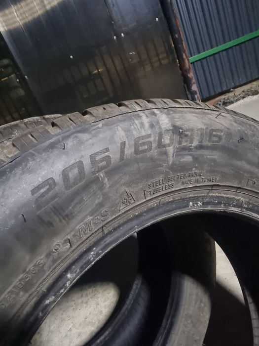 Anvelope Iarnă 205 60 16 6MM