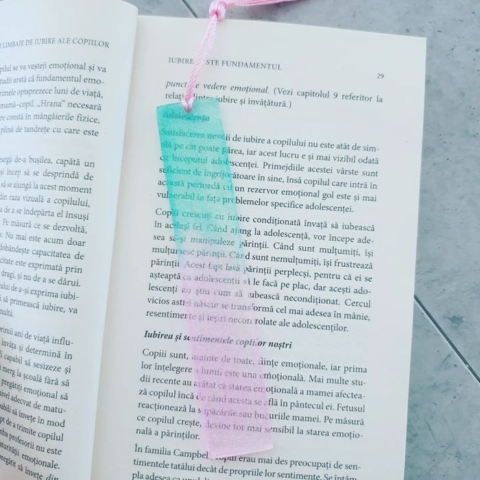 Semn de carte din rasina epoxidica