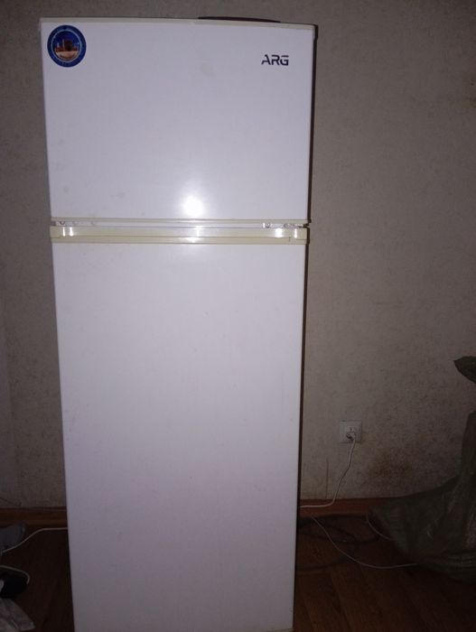 Холодильник продам