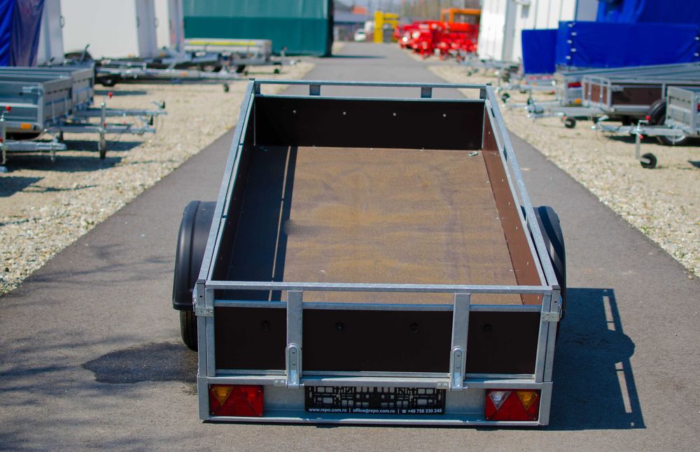 Remorca 750 kg Repo,obloane din Tego, Dimensiuni 2400x1250