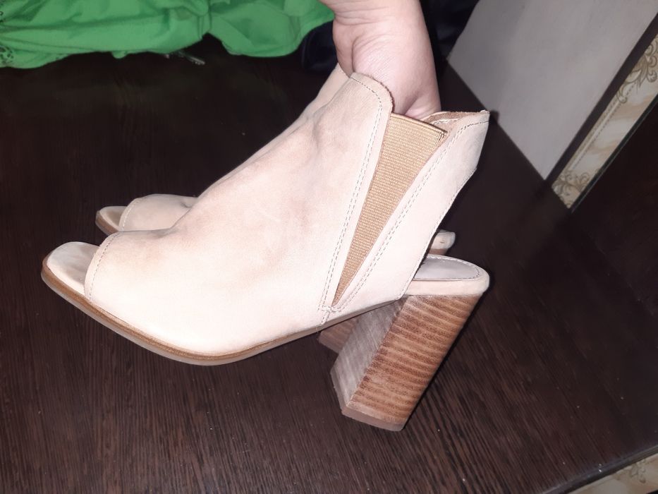 Продам Жеснкую Обувь