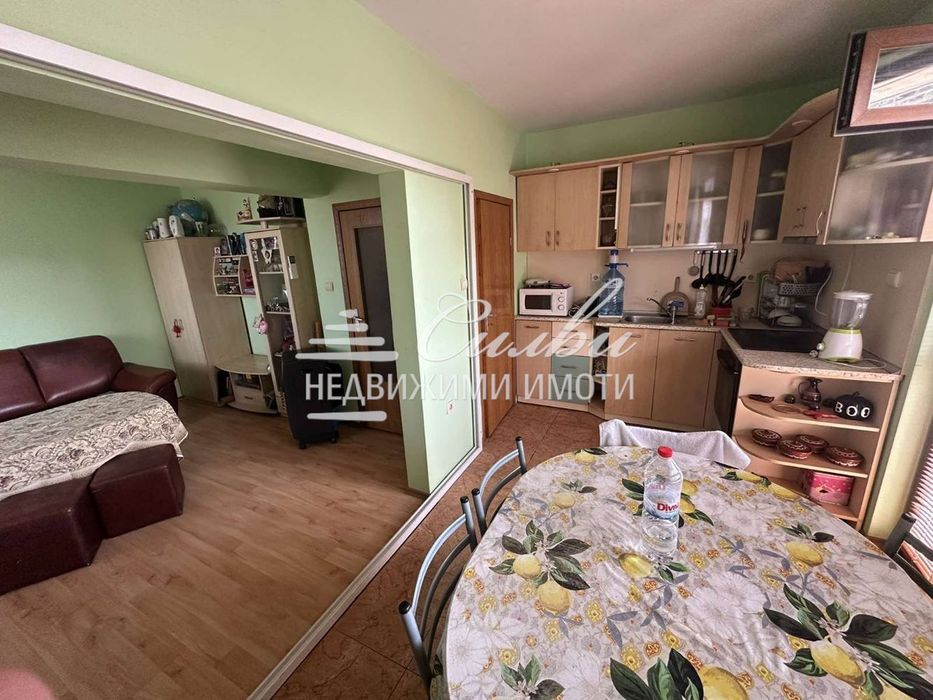Продава се Тристаен апартамент в Търговище, Вароша - 85 кв.м за 1380 €/кв.м - Снимка #3