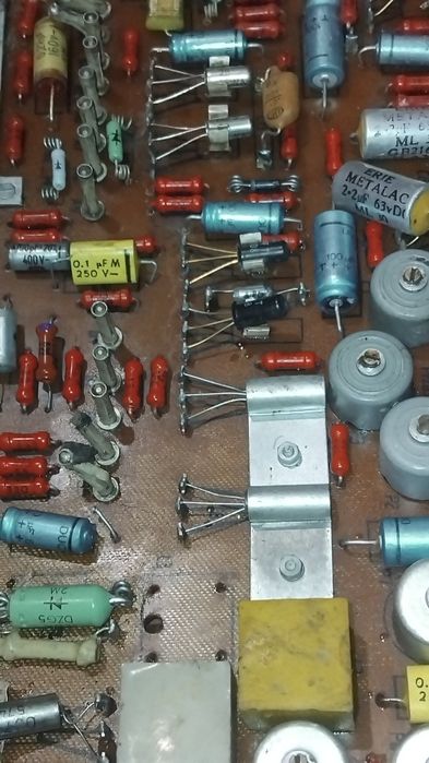 продават се електроника скрап