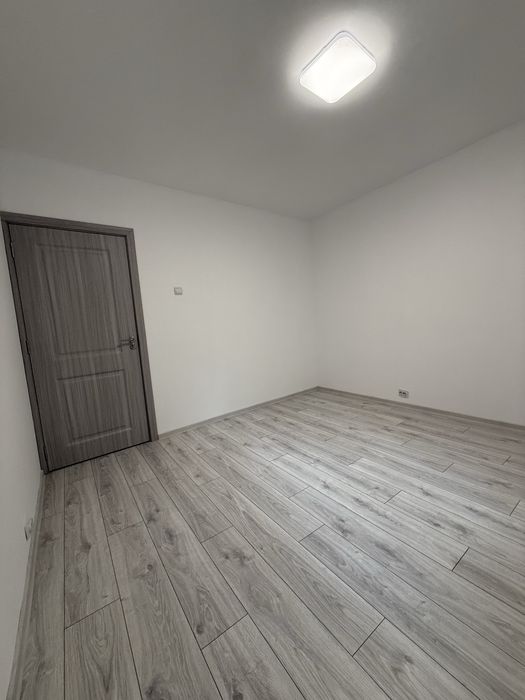 Inchiriez apartament 3 camere sector 2, direct proprietar