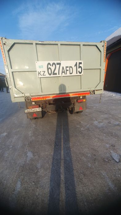 Продам зил бычок.