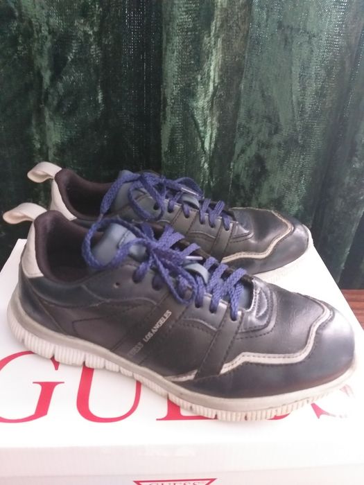 Guess детски обувки 33, 34номер, 21,5см., 22см.