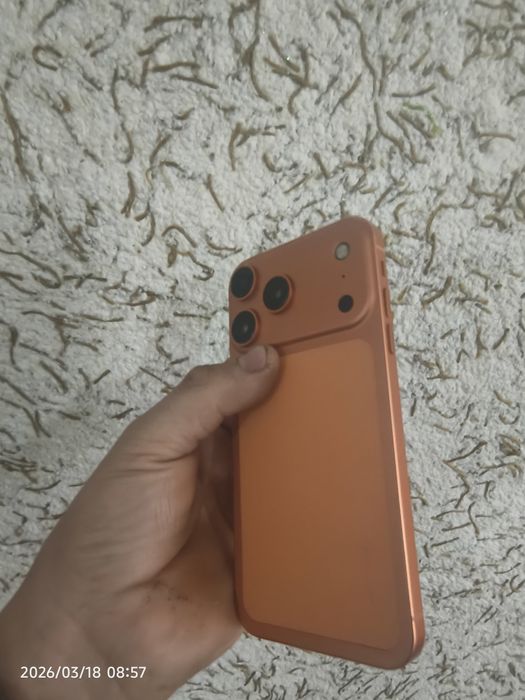 Iphone xr 17pro korpusda 128gb