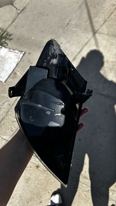 Фары на Mazda mpv v6