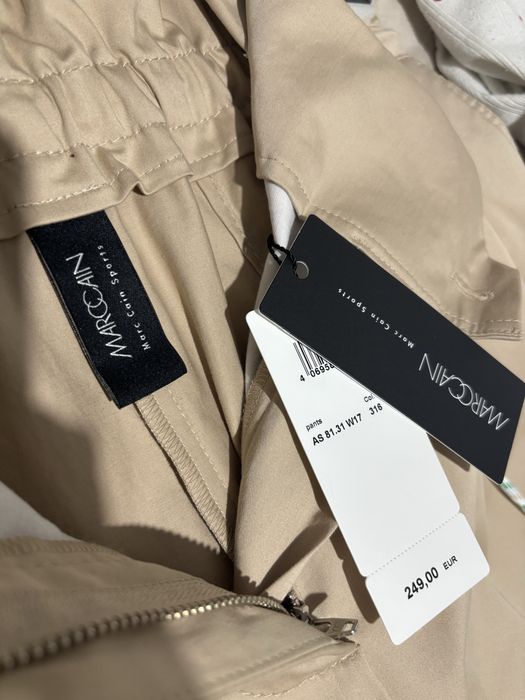 Комплект MARC CAIN BLAZER - LIGHT STONE/ Панталон chino FAQUS -  Колекция Пролет 2026