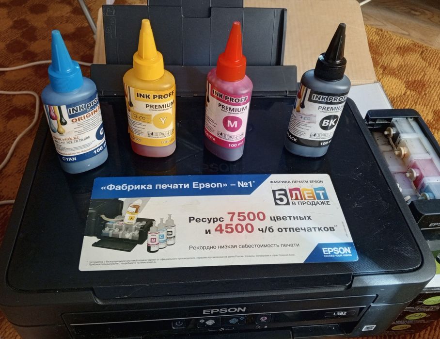 Продам принтер МФУ Epson L382 в отличном состоянии