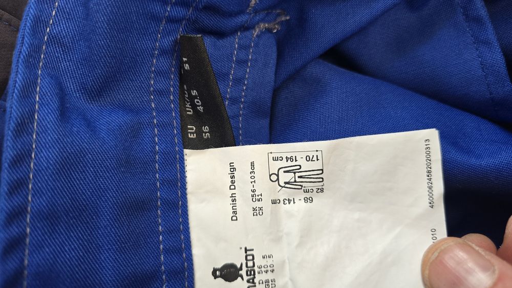 Strauss engelbert, Mascot