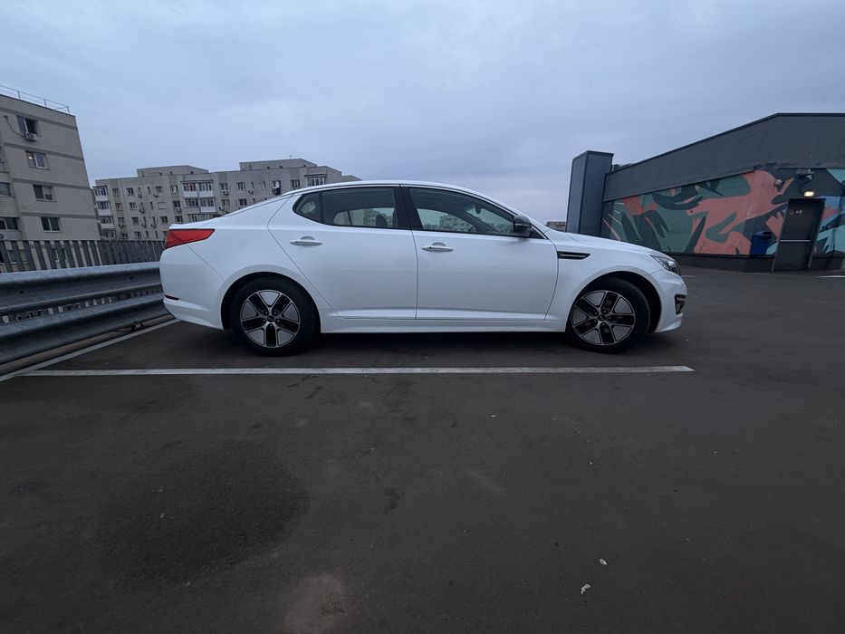 Kia Optima TF Hybrid | Full options