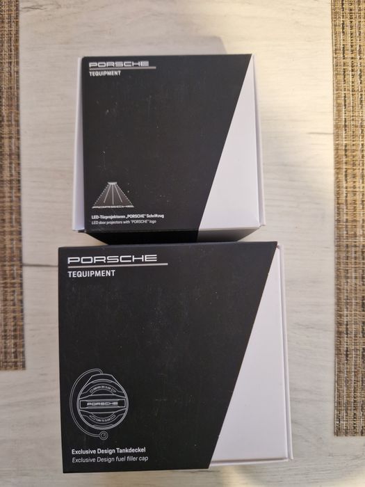 Оригинална капачка резервуар Порше и светлини врати