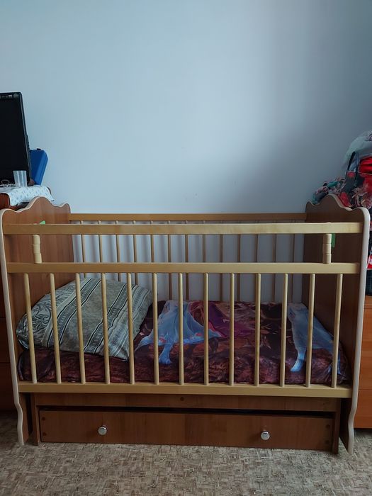 Детские коляски, кроватки