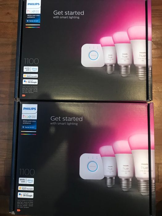 Стартов комплект Смарт крушки Philips Hue LED 3 броя и рутер RGB 75W