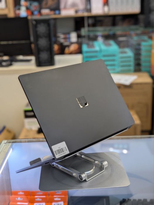 Microsft laptop 5 16/512 gb holati yaxshi