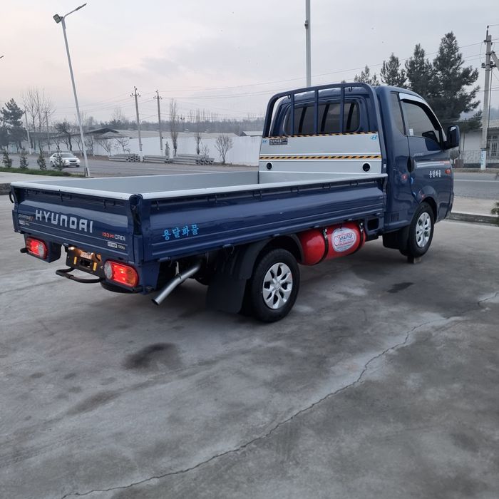 Hyundai porter sotiladi
