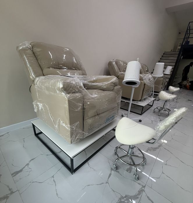 Кресла реклайнеры