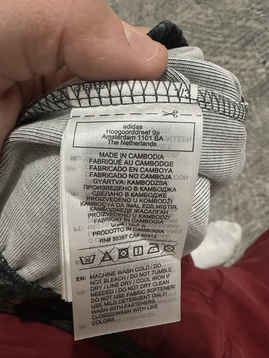 Pantaloni de trening adidas marimea m