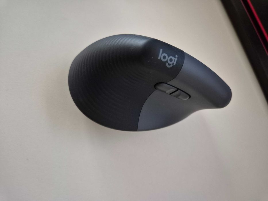 Нова LOGITECH Vertical Ergonomic Mouse LIFT Left Graphite
