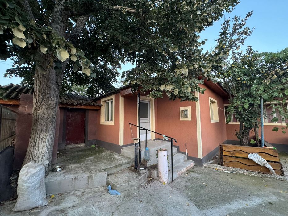 Casa de vanzare