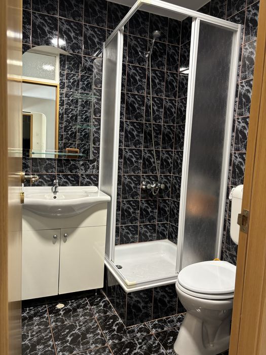Inchiriez ap 4 camere, in Zorilor