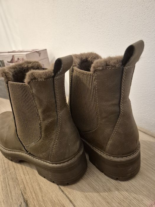 Ghete cu blanita