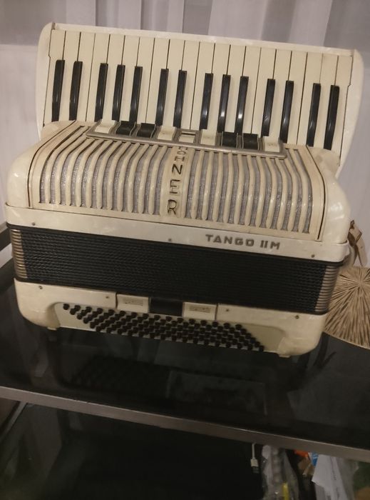 Acordeon hohner :)