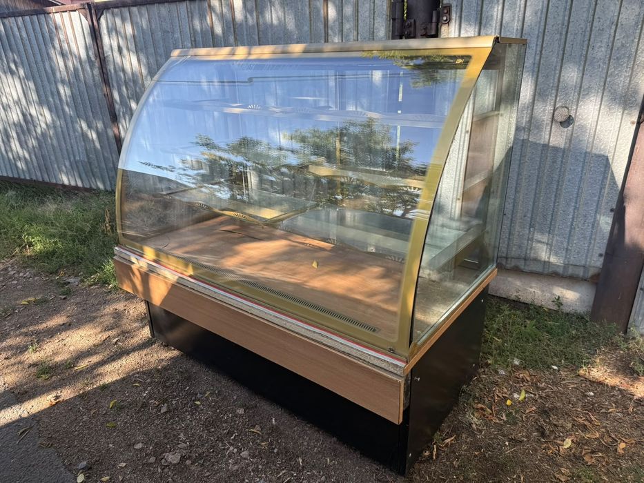 Продам холодильник