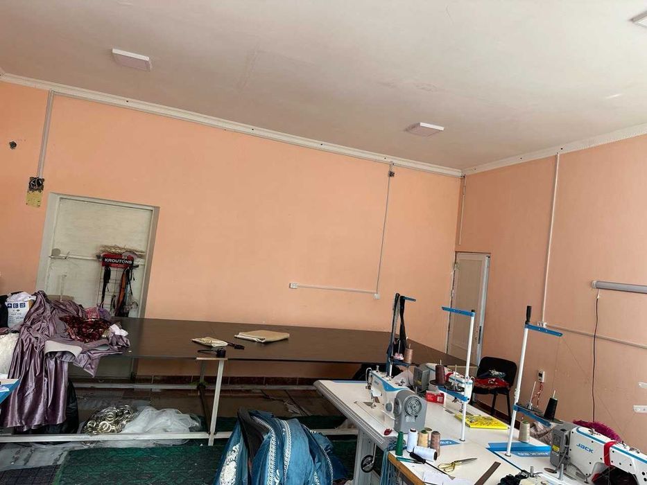 Noturar bino Yuqori Chirchiq Nurli yo‘lda