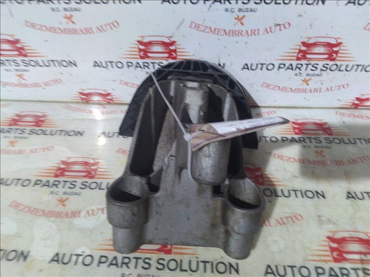 tampon motor 0.9b dacia logan an fabr. 2017