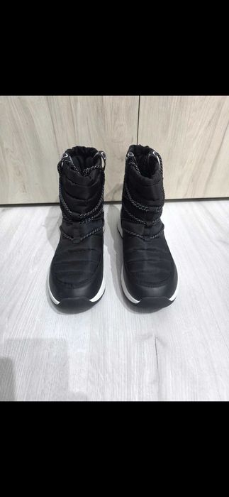 Guess Winter Puffy Ankle Boots